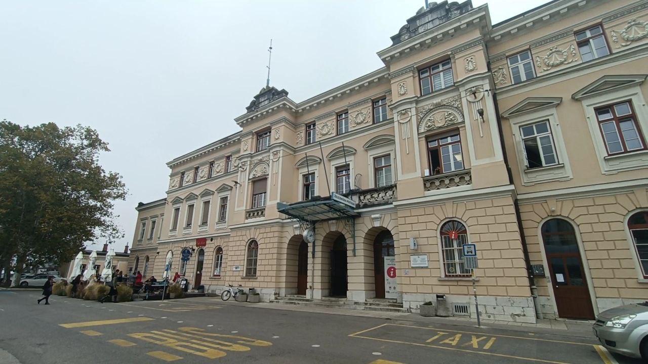 Copertina per Nova Gorica scommette sulla ferrovia, nuove idee in Transalpina